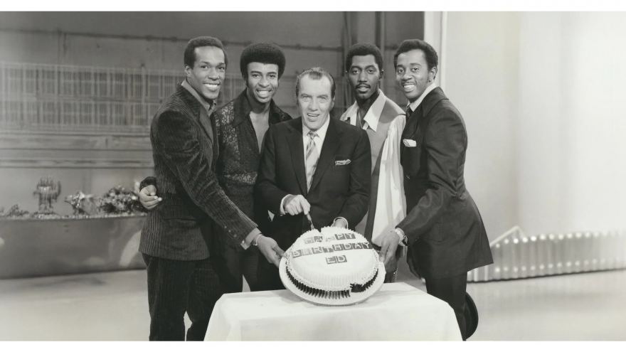 Sunday Best: Chuyện Chưa Kể Của Ed Sullivan